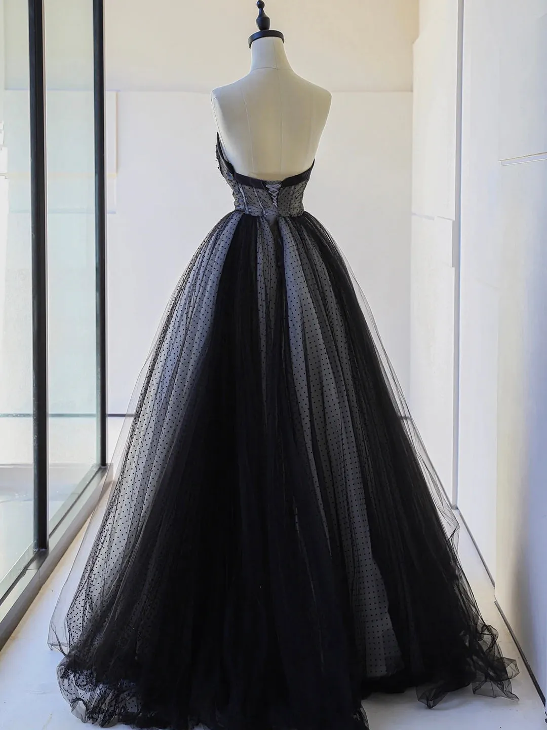 Black Strapless Tulle Lace Long Prom Dress, Black A-Line Sweetheart Neck Evening Party Dress