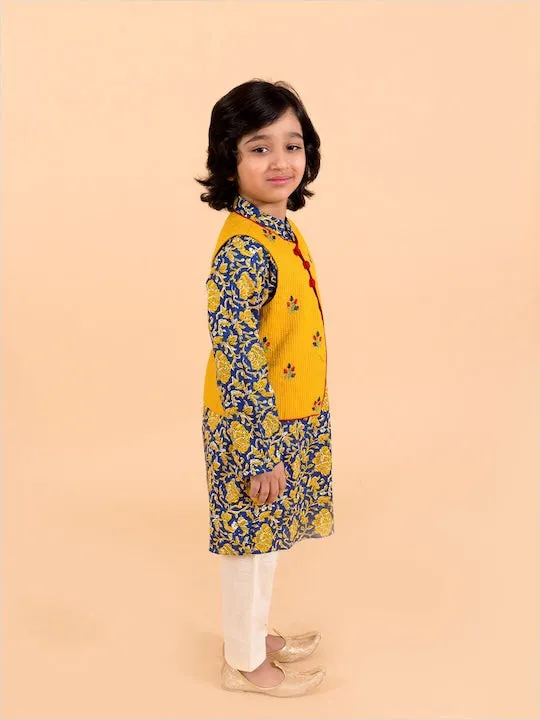 Boys  Navy Blue Floral Printed Pure Cotton Kurta With Trousers With Dupatta - Ps Peaches