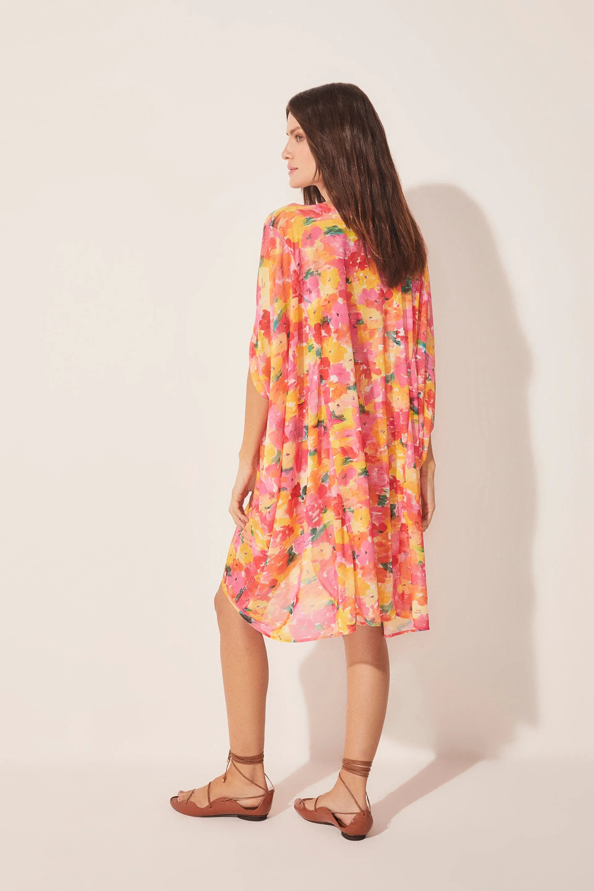 Brushed Floral Oversized Short Cape E4132A1670