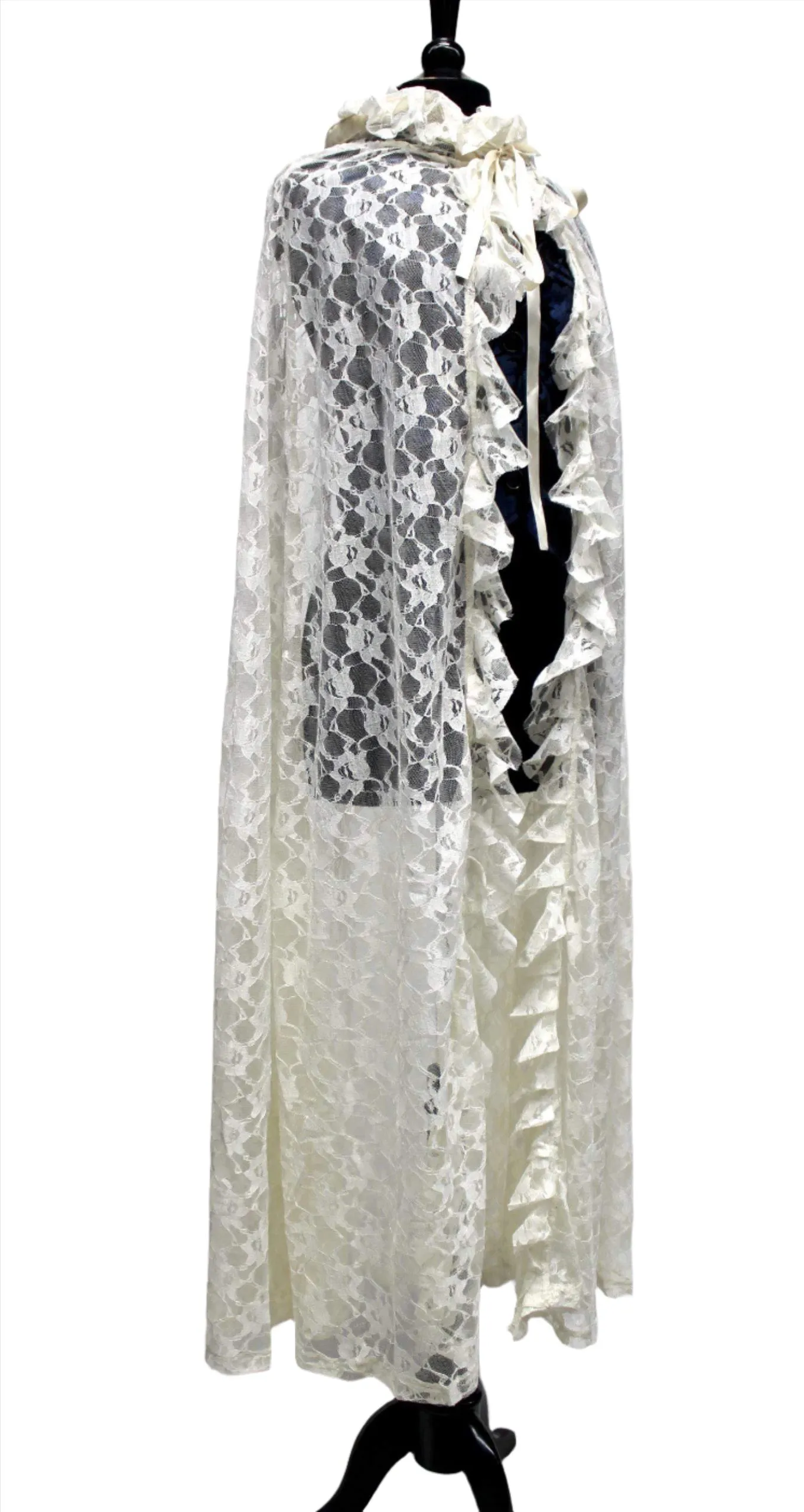 LACE CAPE - IVORY LACE