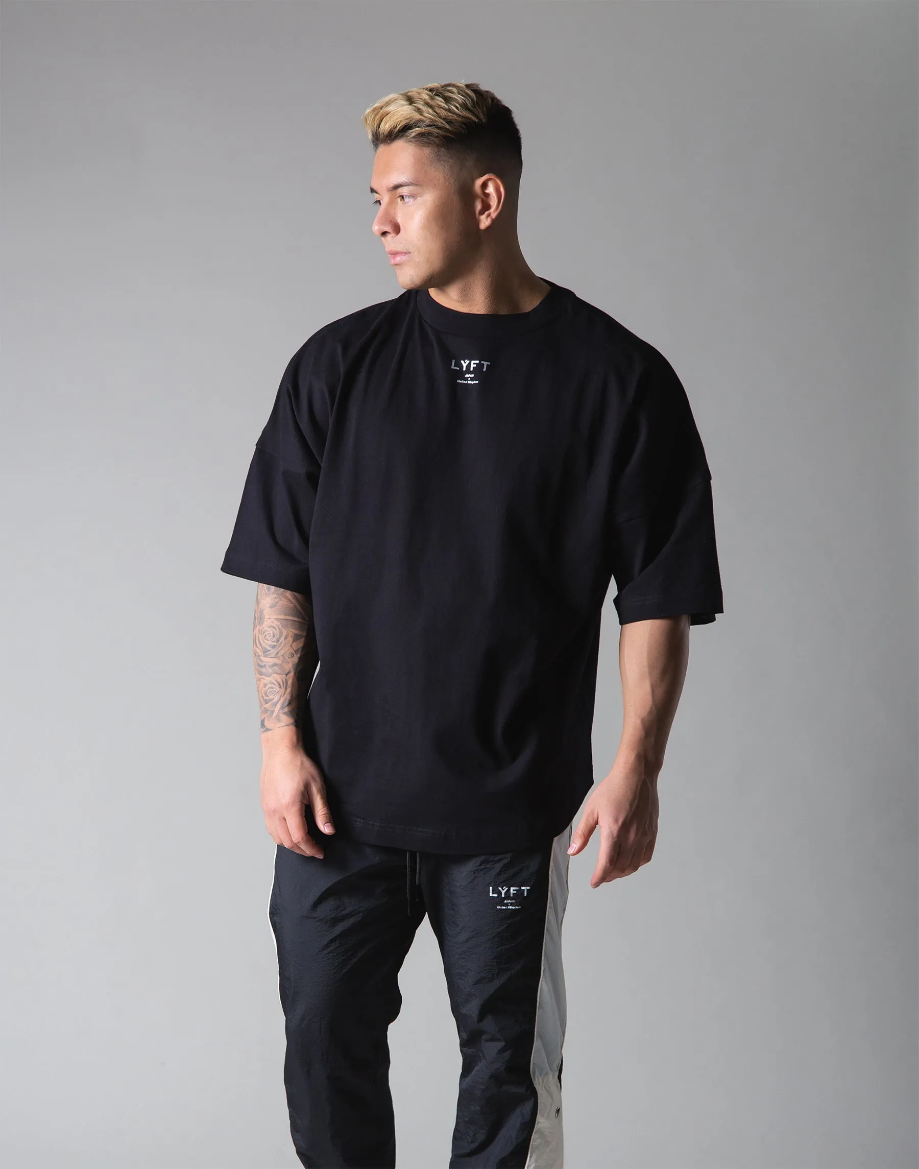 London Punk Big T-Shirt "Wide Shoulder" - Black