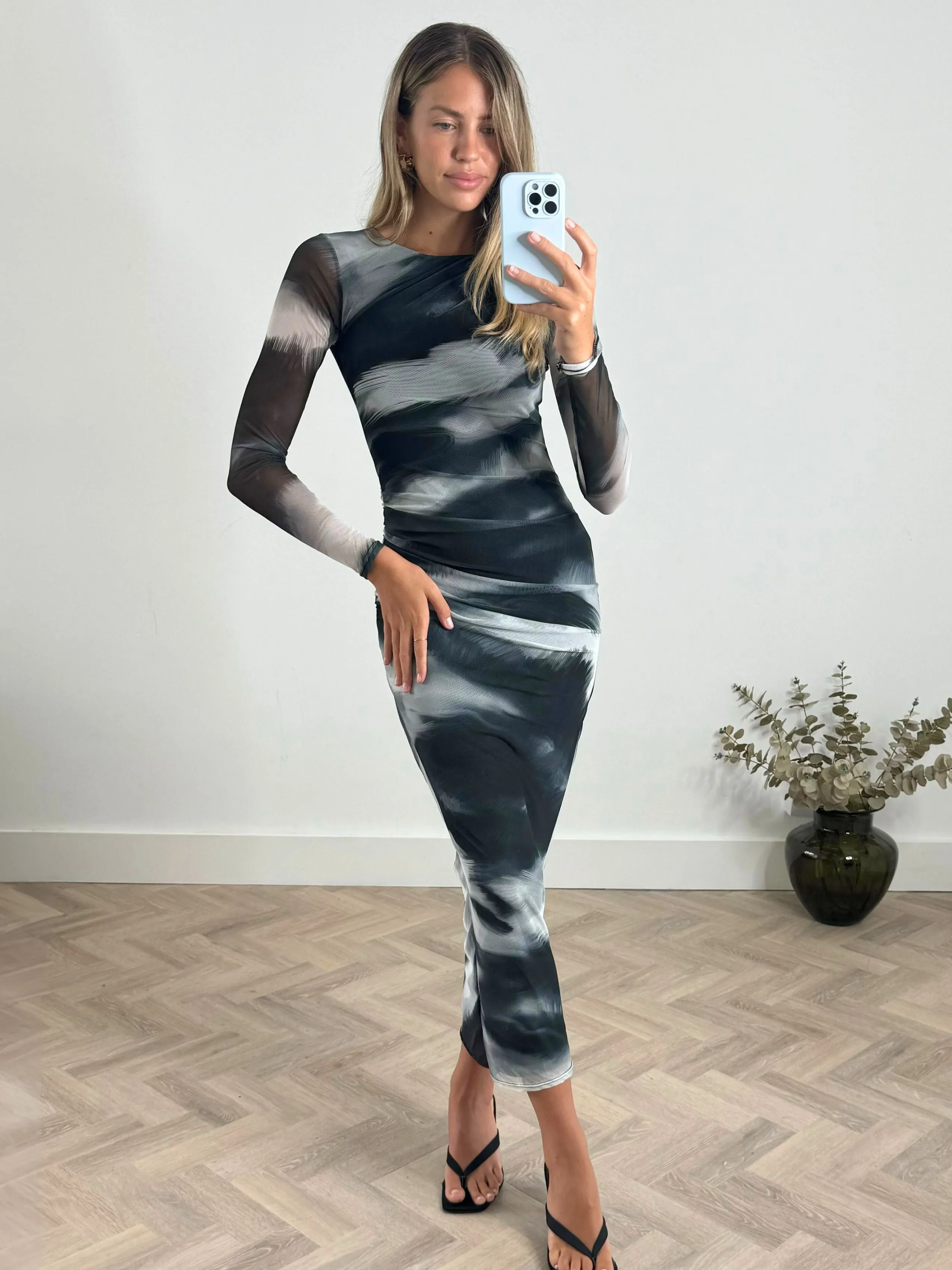 Maeva Mesh Long Sleeve Midi Dress / Mono