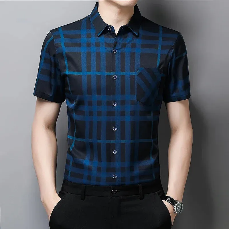 Men's business casual short sleeved shirt Men's plaid shirt