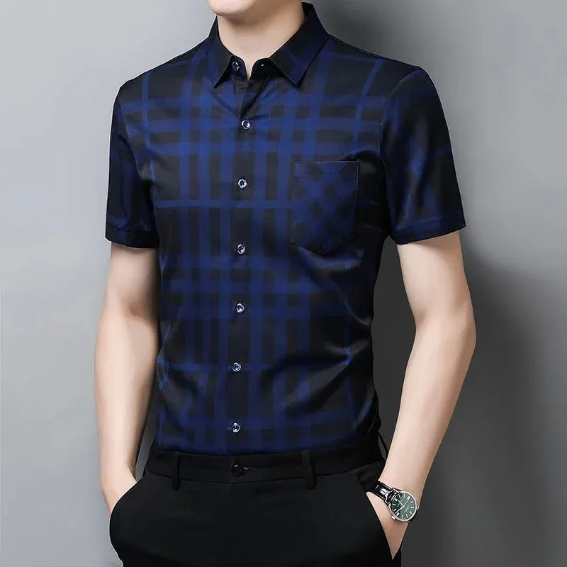 Men's business casual short sleeved shirt Men's plaid shirt