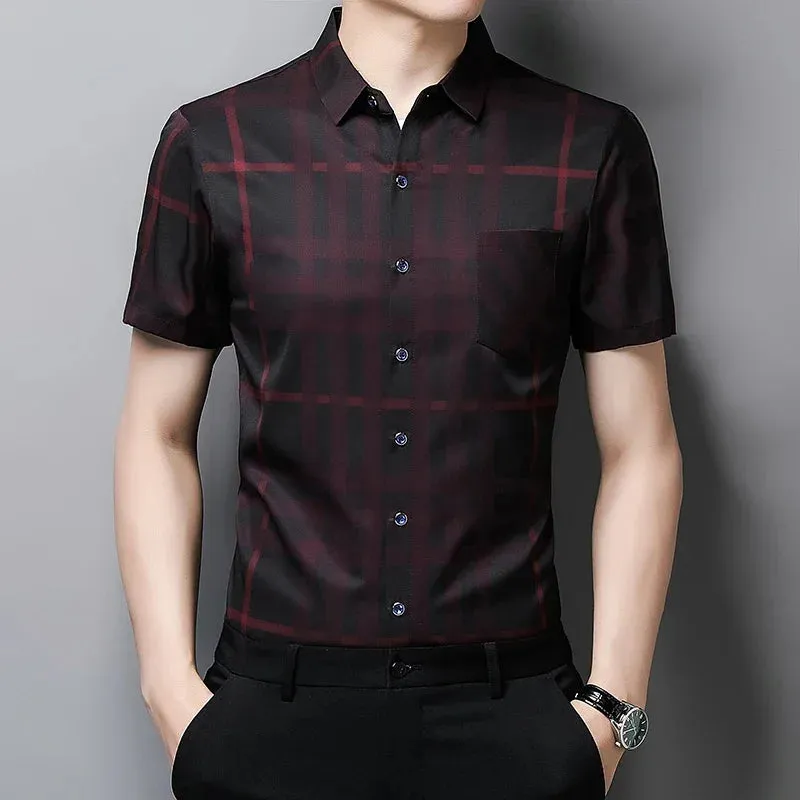 Men's business casual short sleeved shirt Men's plaid shirt