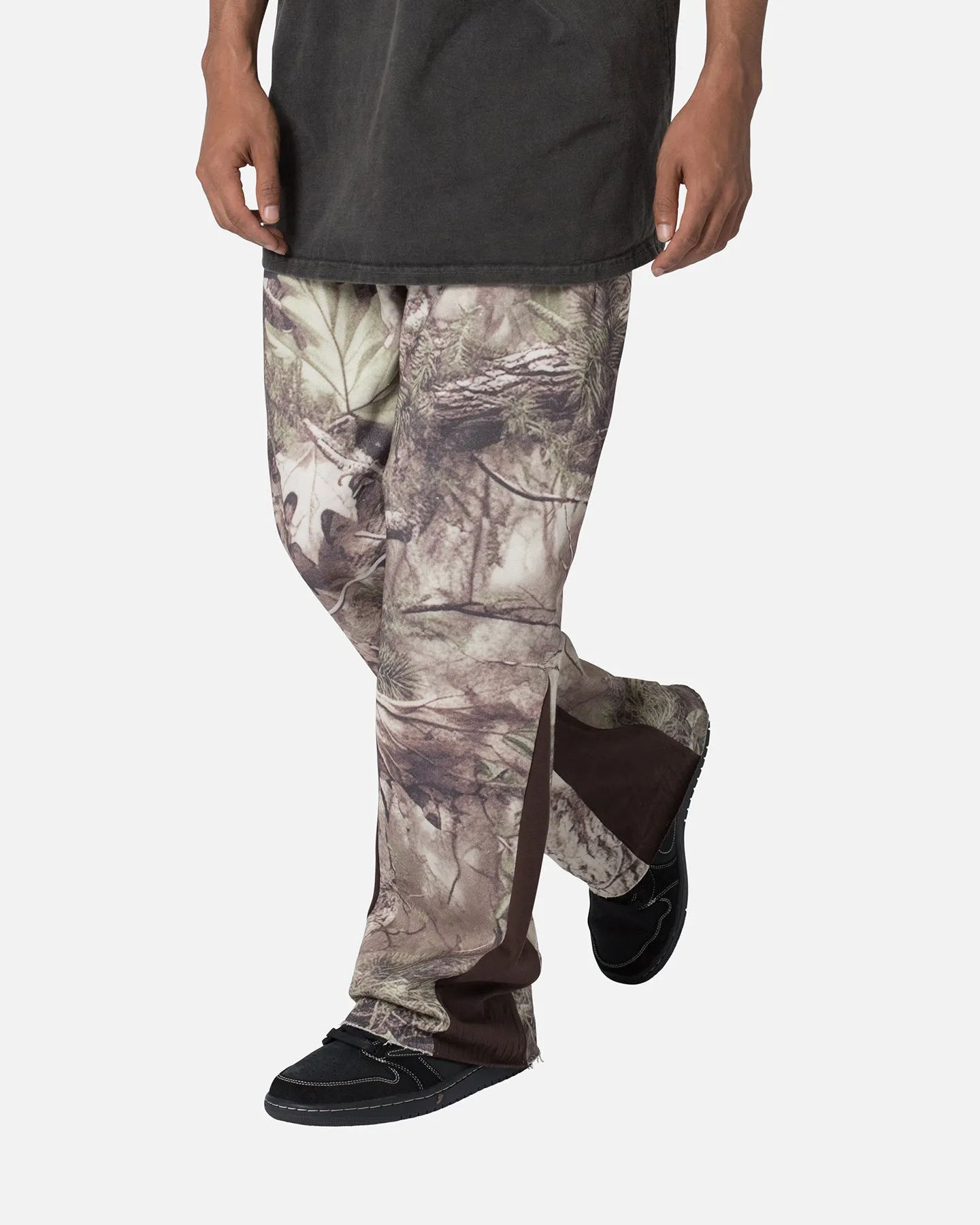 MNML Contrast Bootcut Sweatpants Tree Camo