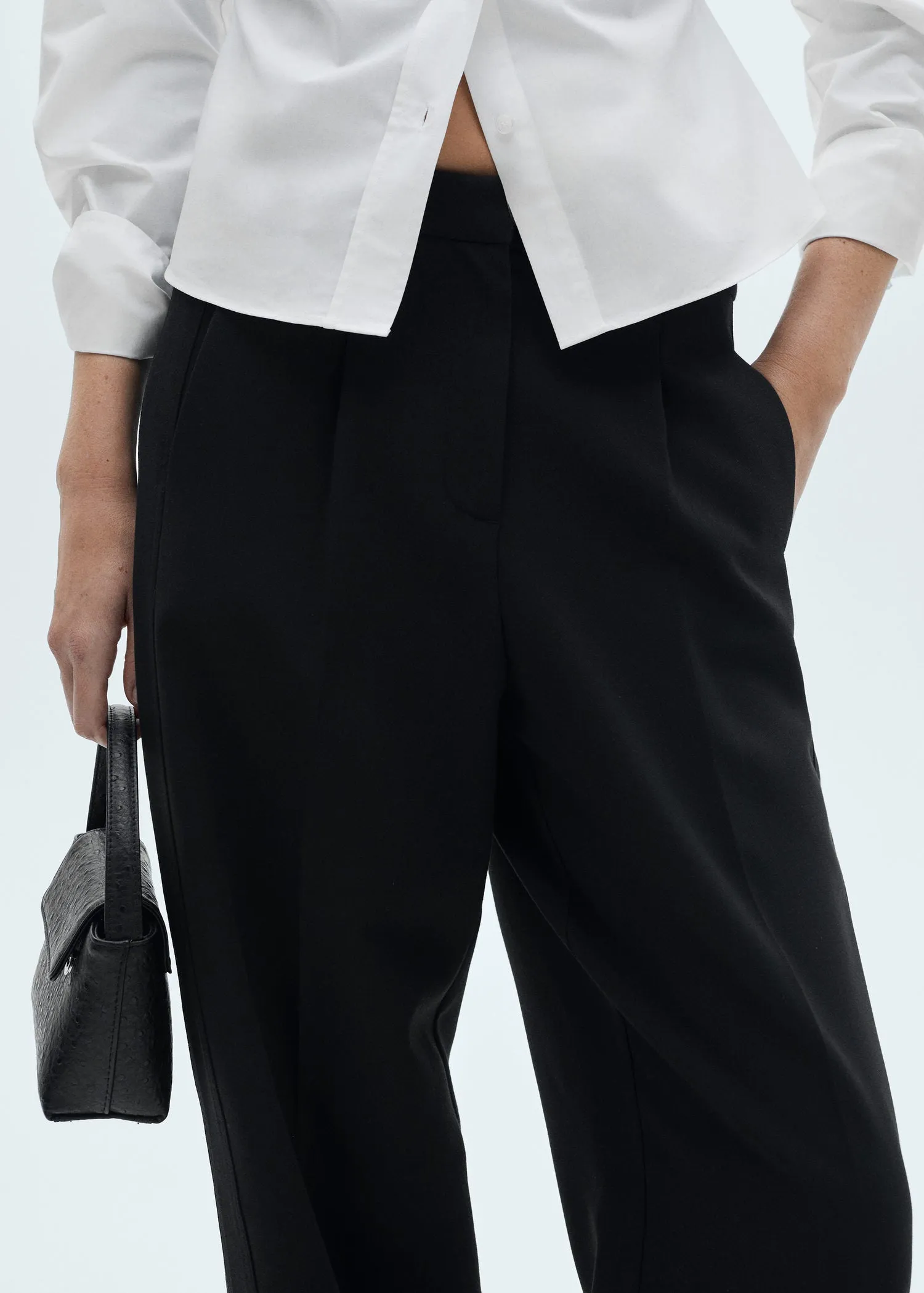 Pleated straight trousers - Black