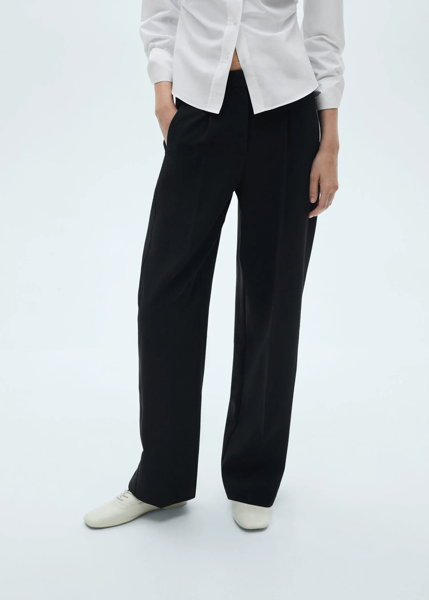 Pleated straight trousers - Black