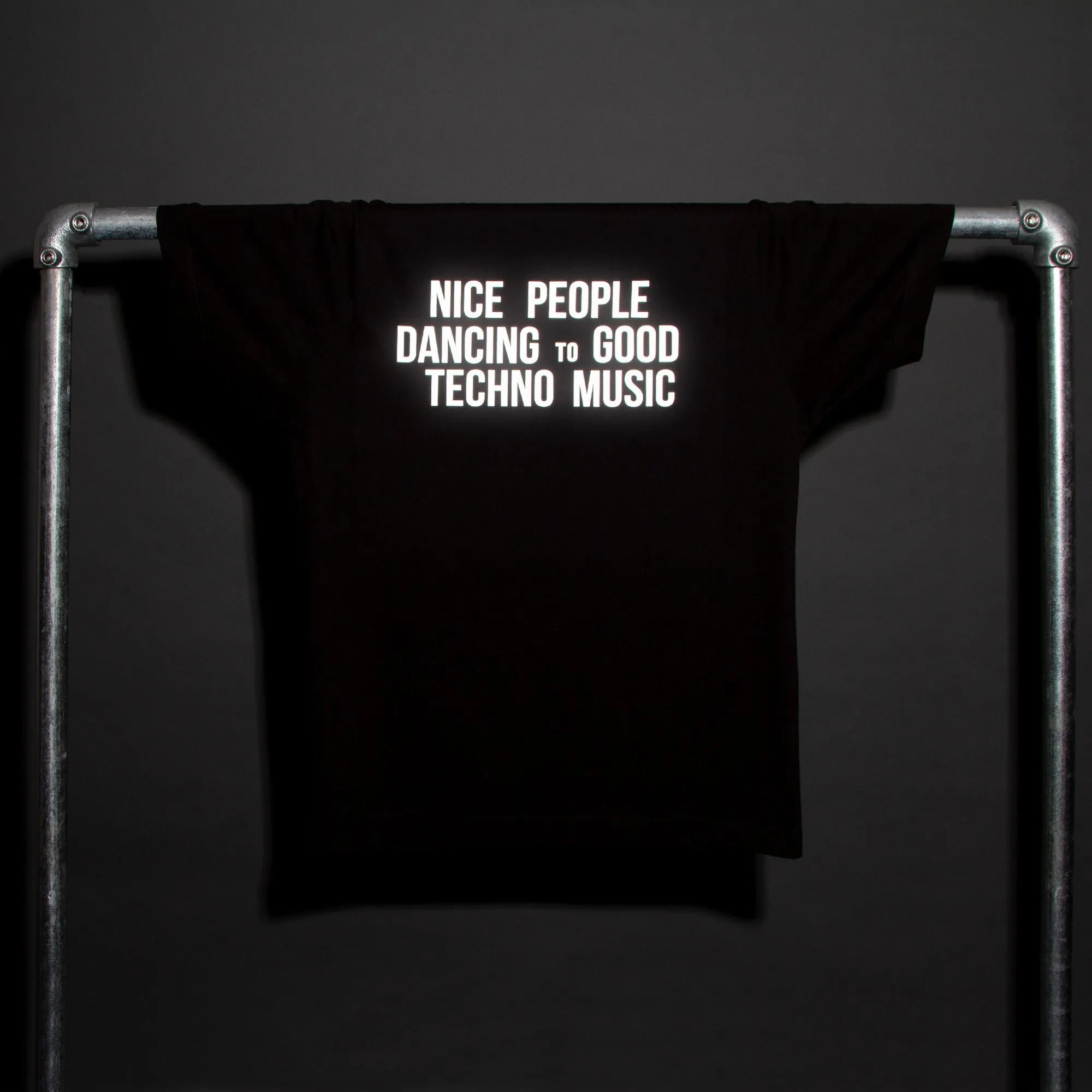 Reflective Peoples Techno  - Oversized Tshirt - Black