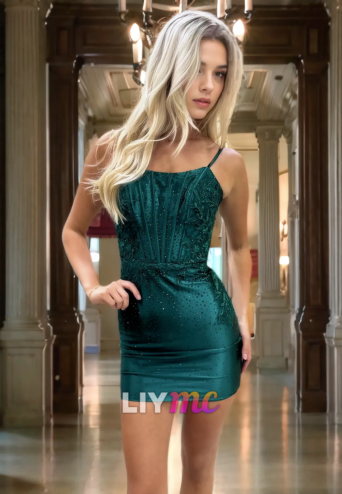 Scoop Spaghetti Straps Appliques Bodycon Short Homecoming Dress