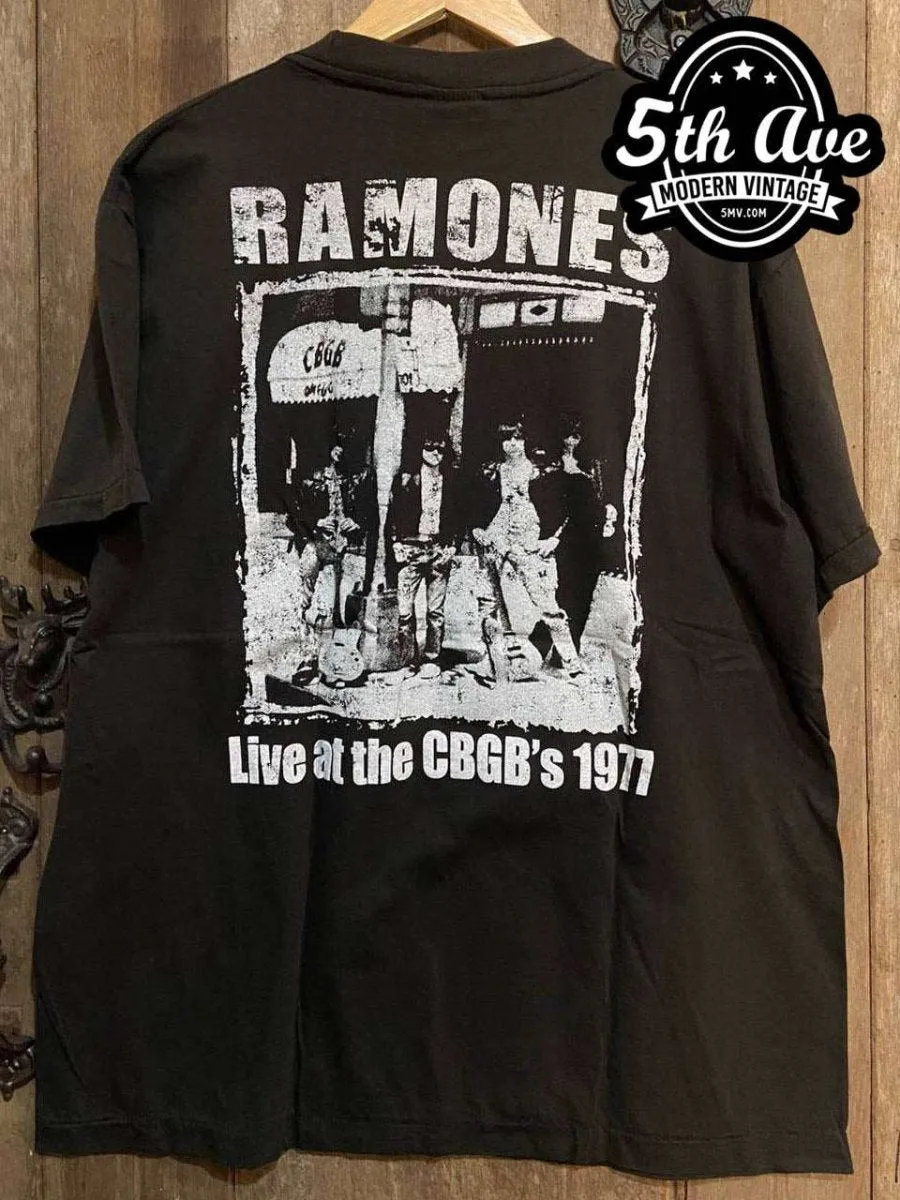 The Ramones Live at the CBGB's 1977 - New Vintage Band T shirt