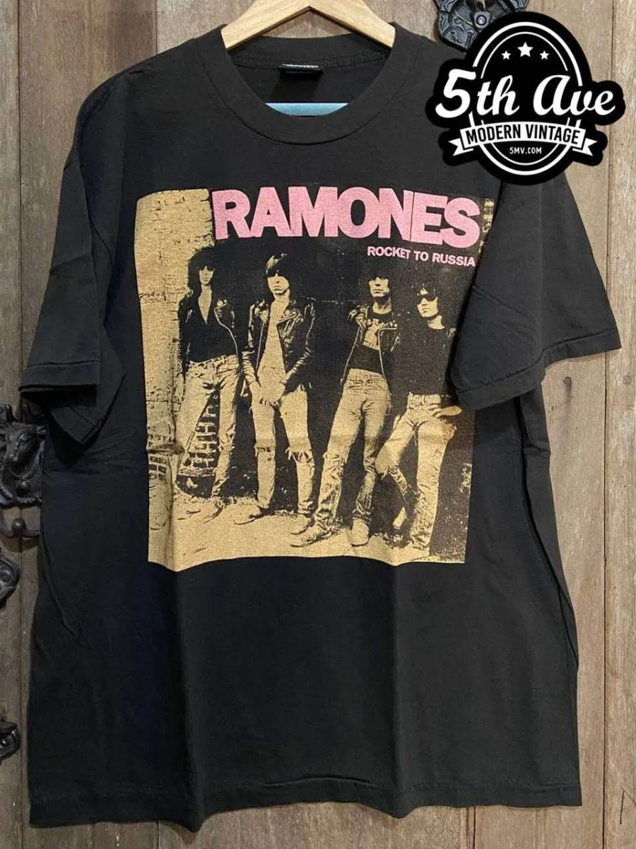 The Ramones Live at the CBGB's 1977 - New Vintage Band T shirt