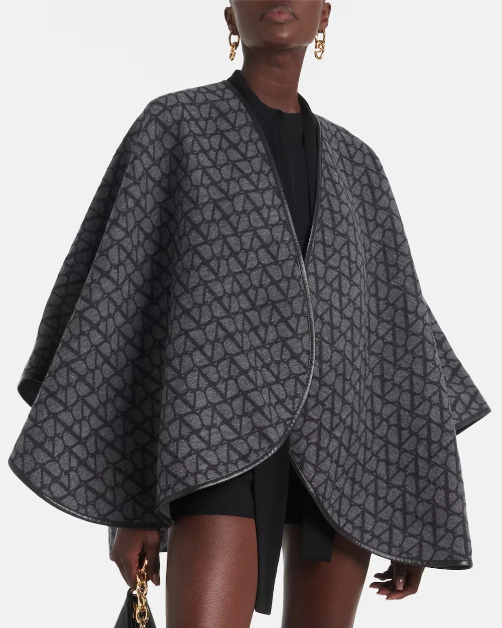 Toile Iconographe Wool and Cashmere Poncho in Grigio