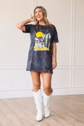 Wanderer on Adventuresome Black Tie Dye T-Shirt Dress