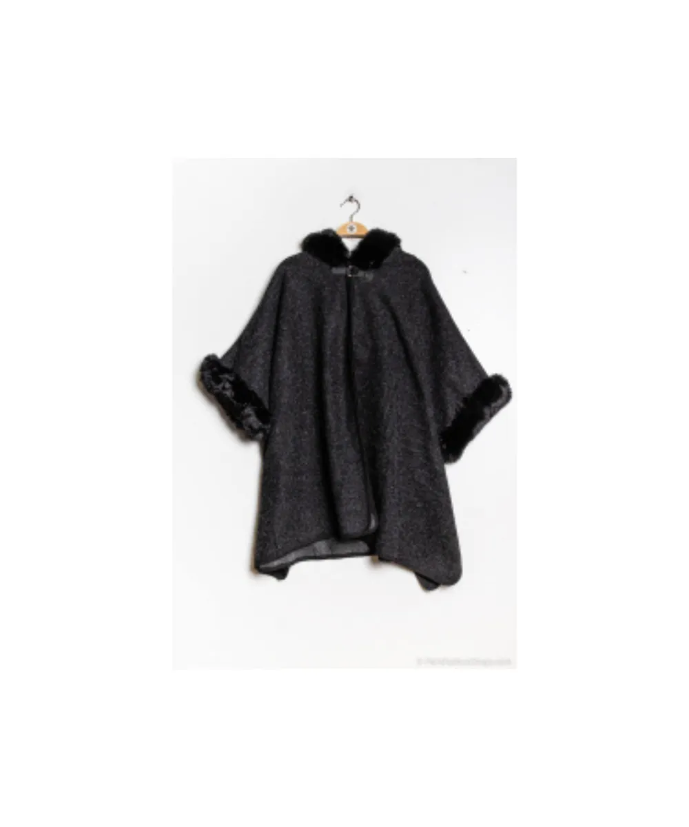 WOMEN'S LUXURIOUS CAPE WITH FUR DETAIL